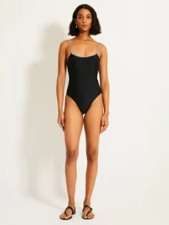 ELENE | One Piece<lemlem Hot